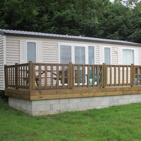 Les Mobile Home De Kerroyal Garlan Exterior photo