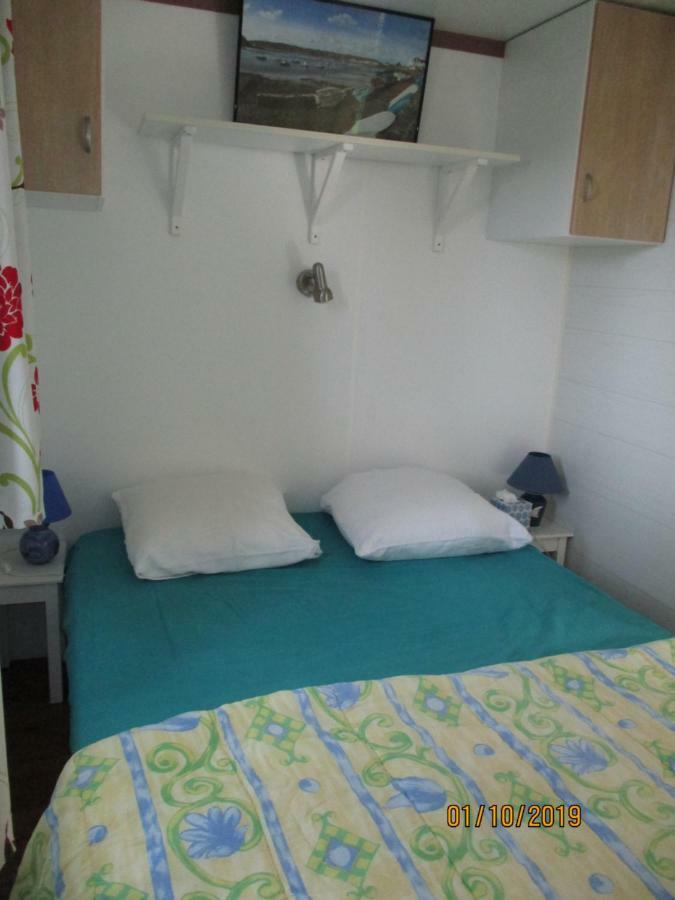 Les Mobile Home De Kerroyal Garlan Exterior photo